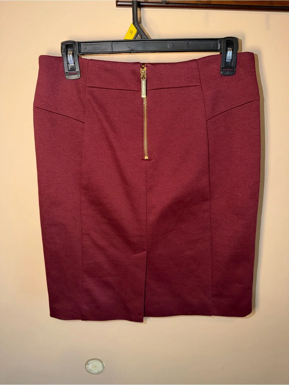 NWT Michael Kors Women’s Ponte Knit Pencil Maroon Skirt